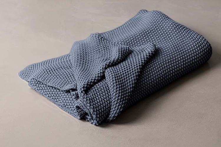 Baoli Throw - Stillwater -