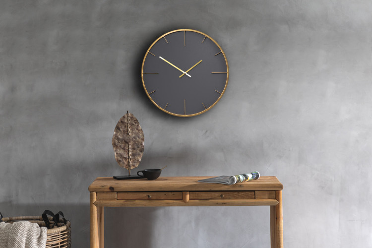 Lessen Wall Clock Clocks - 1