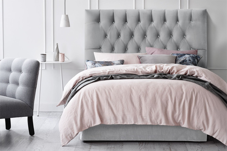 Catherine Diamond Tufted Bed - Three Quarter | Velvet Grey