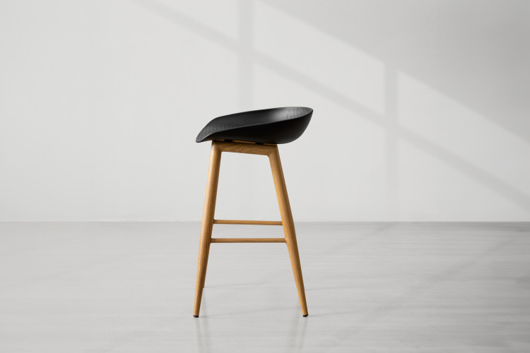 Hunter Bar Stool - Black Bar & Counter Chairs - 1