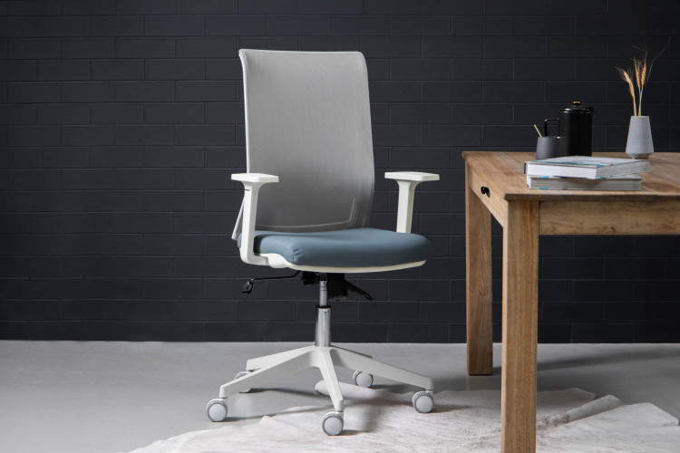 Carl Office Chair - White Office Chairs - 1