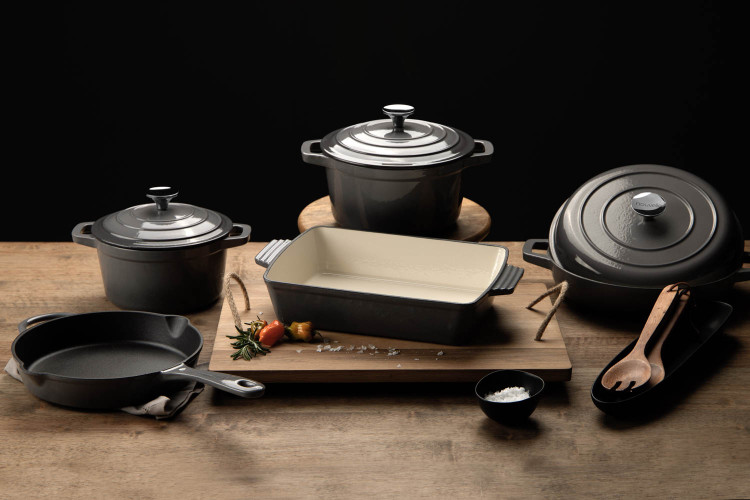 Nouvelle Cast Iron 8 Piece Cookware Set - Grey Nouvelle Cast Iron Sets - 1