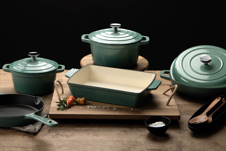 Nouvelle Cast Iron 8 Piece Cookware Set - Misty Teal -